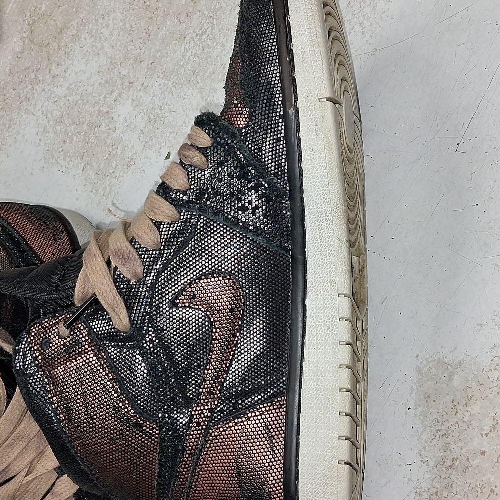Jordans - Picture 5 of 8